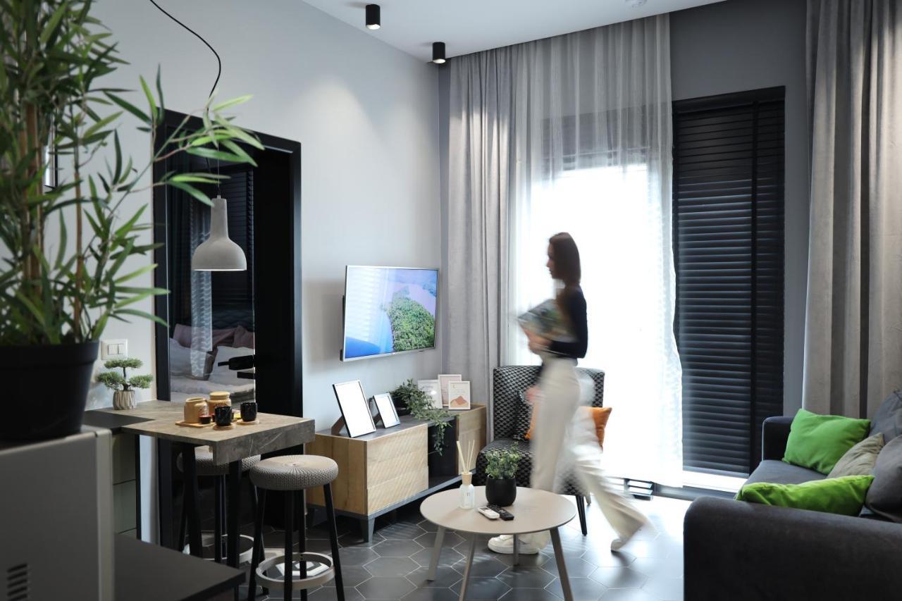Urban Stay Tirana Deluxe Exterior foto